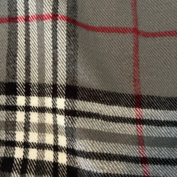 Plaid Fringe Scarf Gray Black Red Check Winter Soft Warm Unisex Accessory - Picture 6 of 6